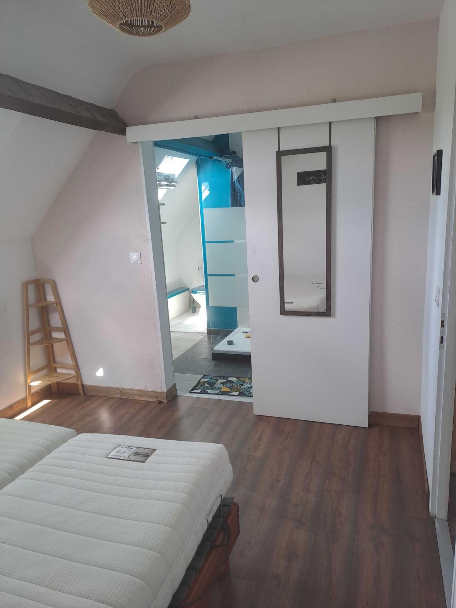 La Jufe Hotell Cormeilles  Eksteriør bilde